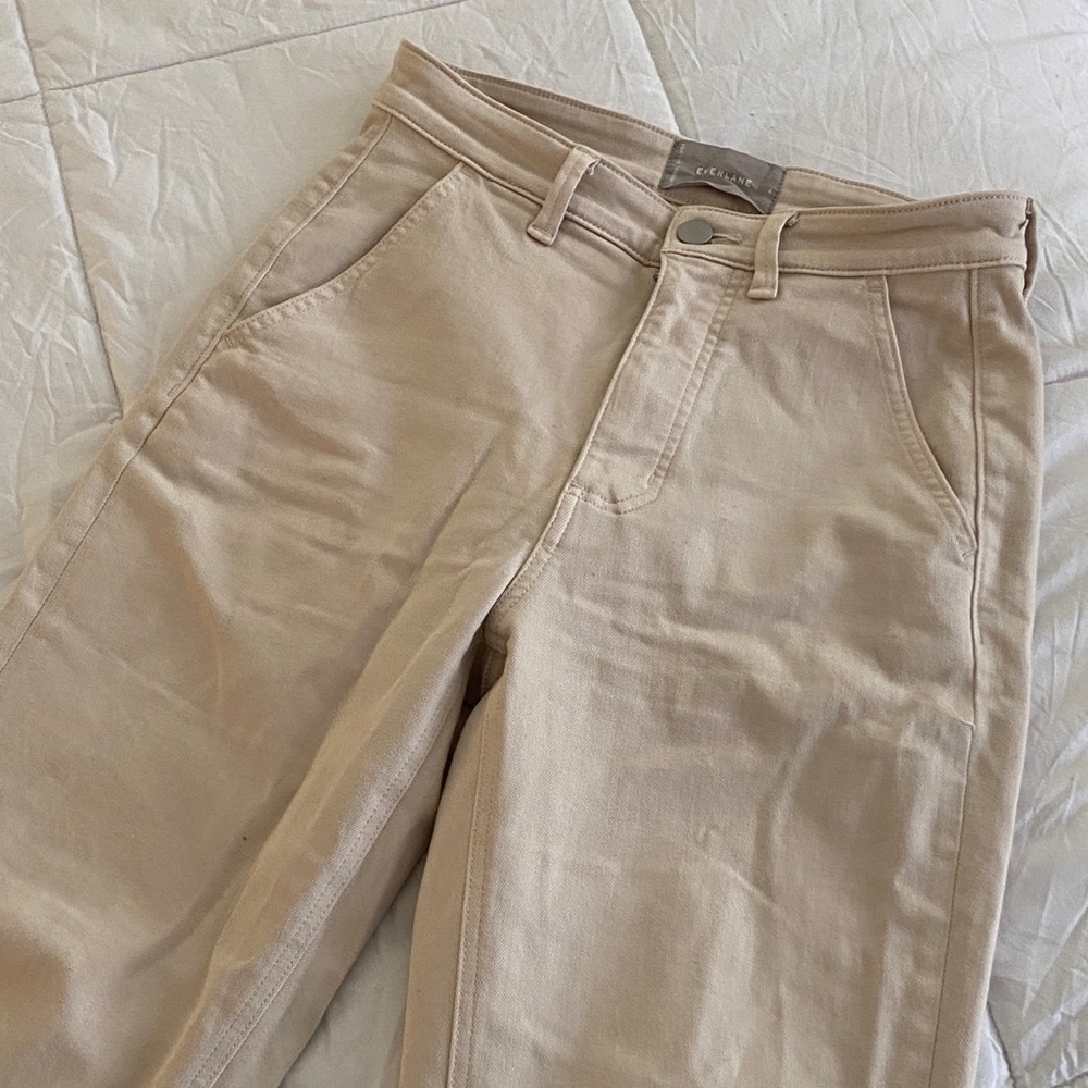 Everlane Straight Leg Crop short - Sandstone.